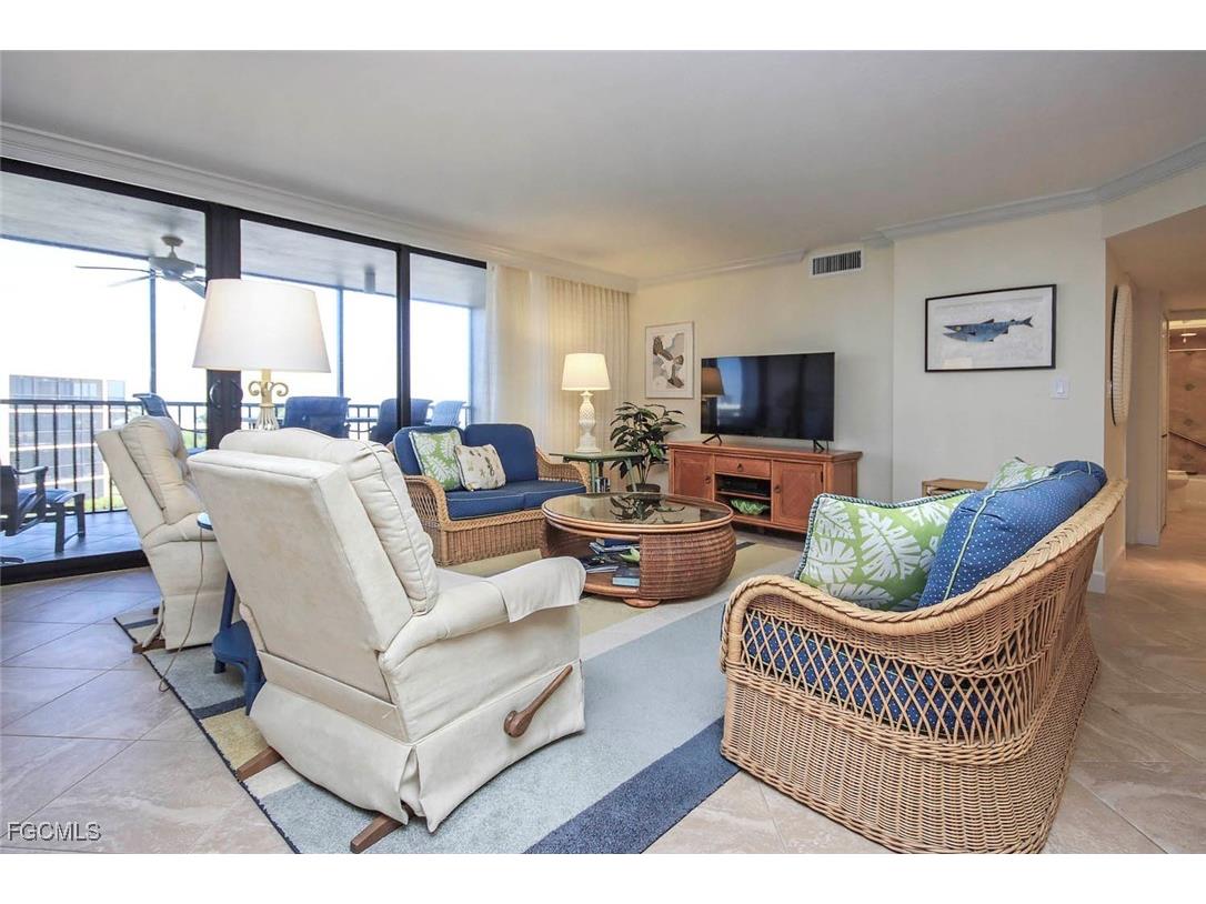 1401 Middle Gulf Drive #405R Sanibel FL 33957 2025022932 image4