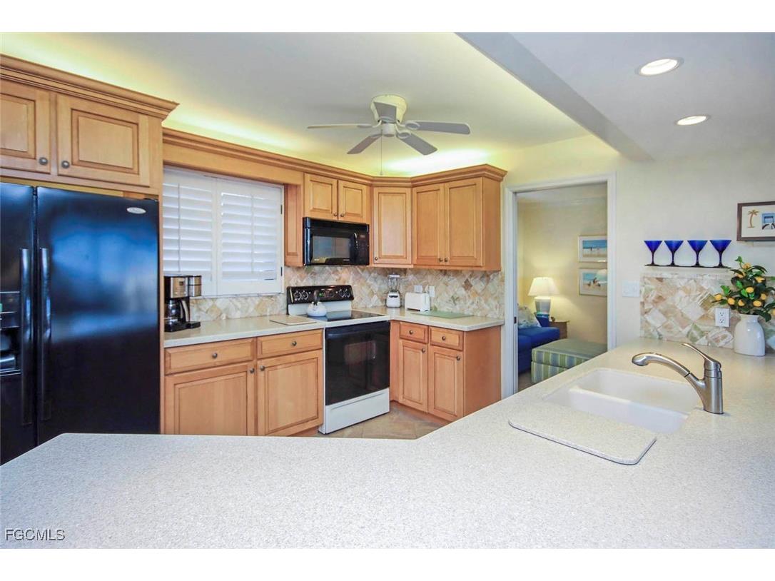 1401 Middle Gulf Drive #405R Sanibel FL 33957 2025022932 image9