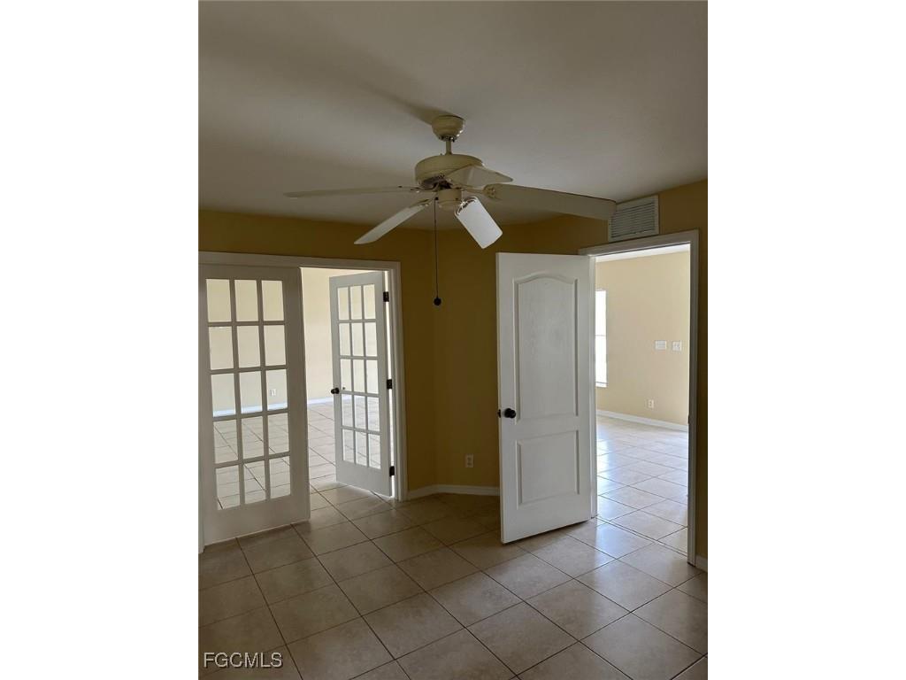 1401 N Gator Circle Cape Coral FL 33909 2025018825 image13