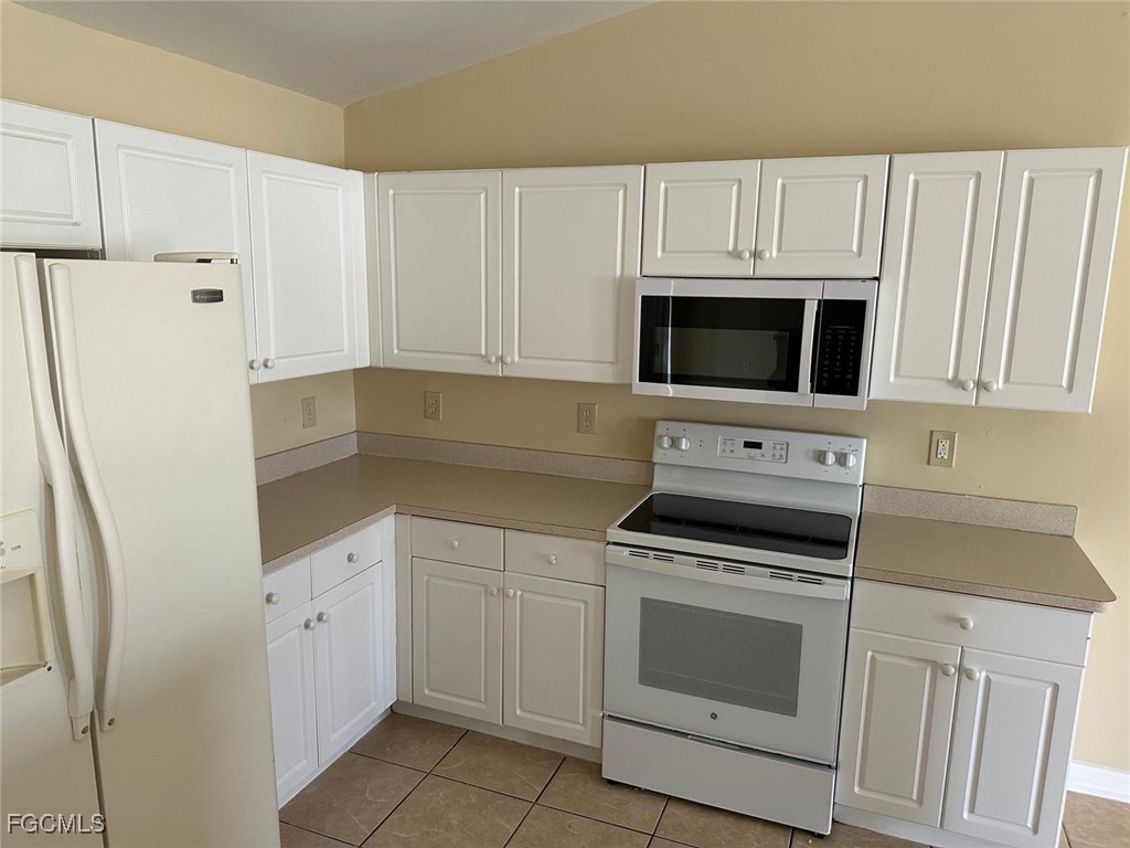 1401 N Gator Circle Cape Coral FL 33909 2025018825 image6