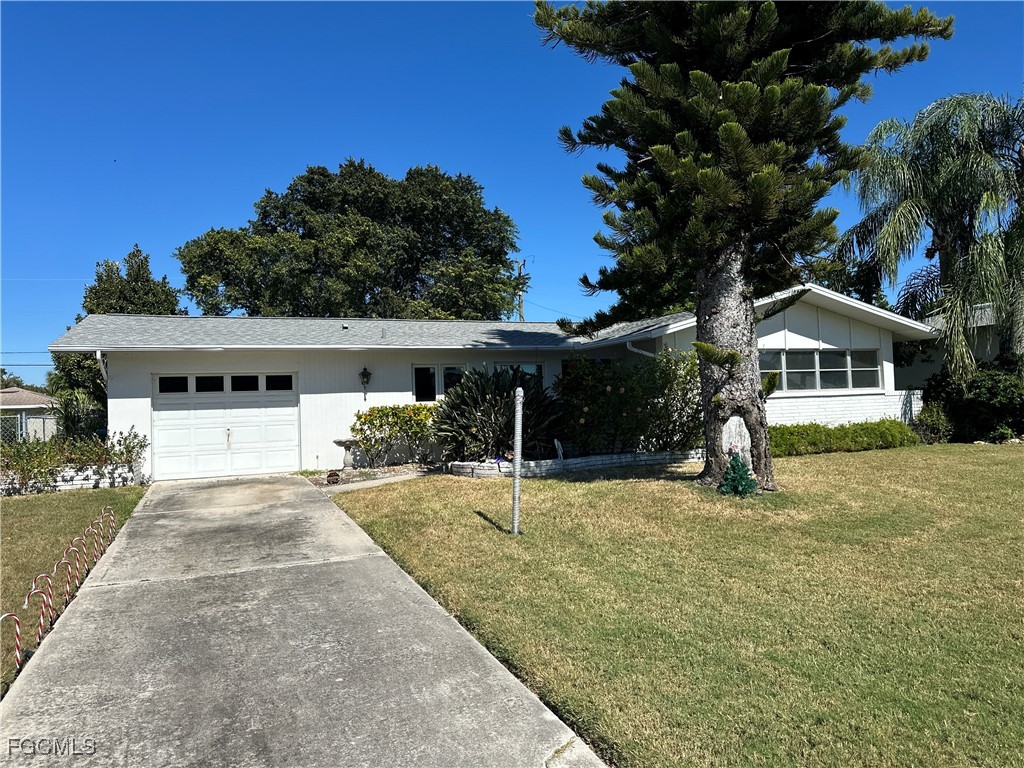 1401 SE 25th Terrace Cape Coral FL 33904 2025020379 image1