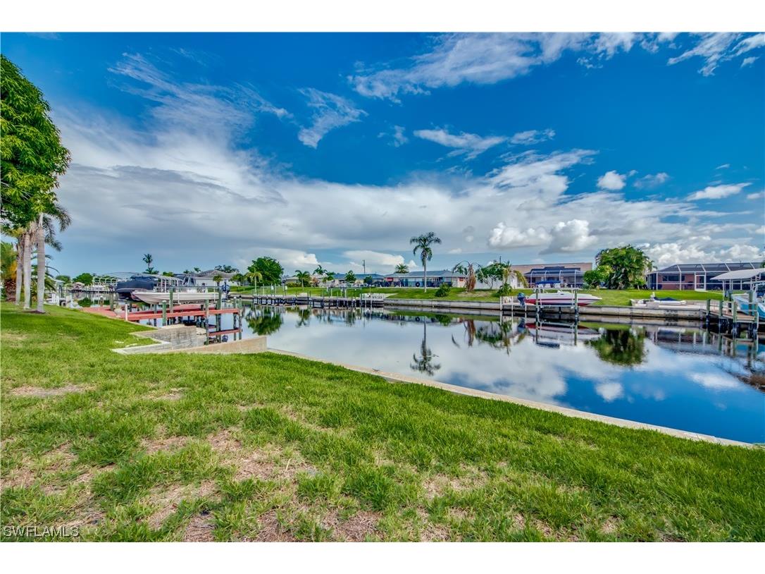 1401 SE 36th Terrace Cape Coral FL 33904 223055812 image1