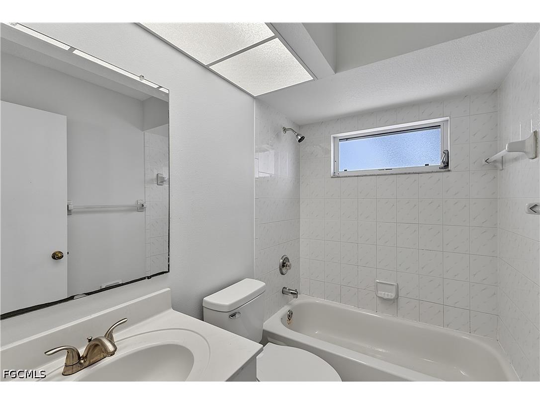 1401 SE 3rd Street Cape Coral FL 33990 2026024733 image19