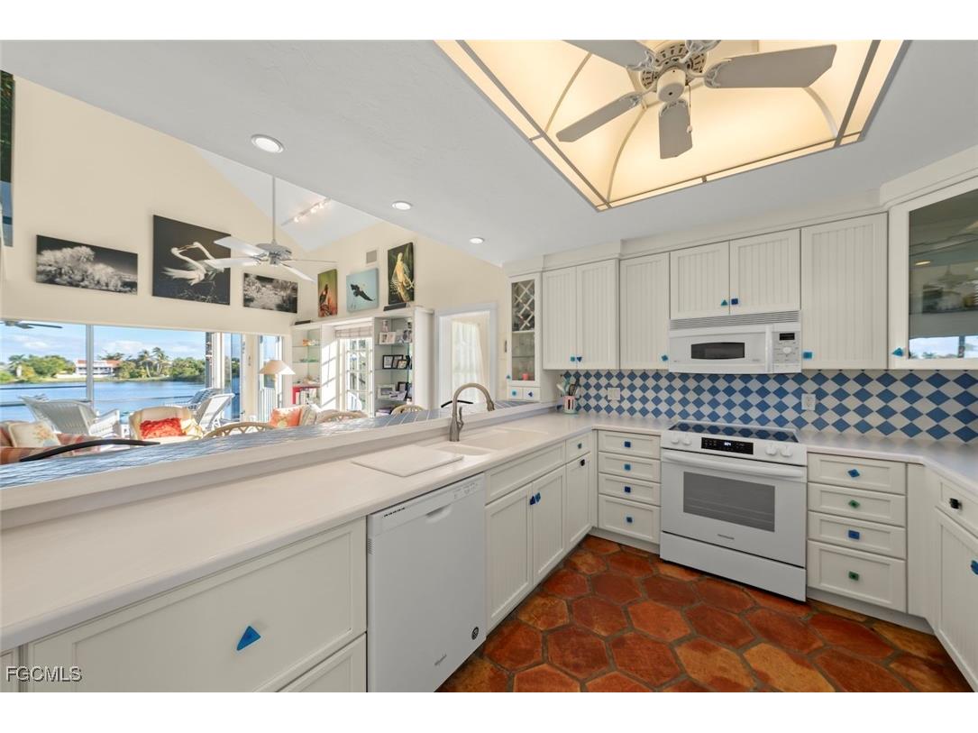 1401 Sand Castle Road Sanibel FL 33957 2026001959 image17