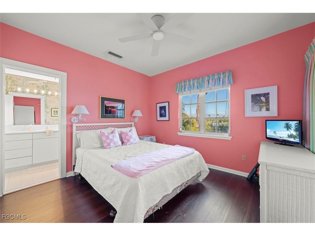1401 Sand Castle Road Sanibel FL 33957 2026001959 image35