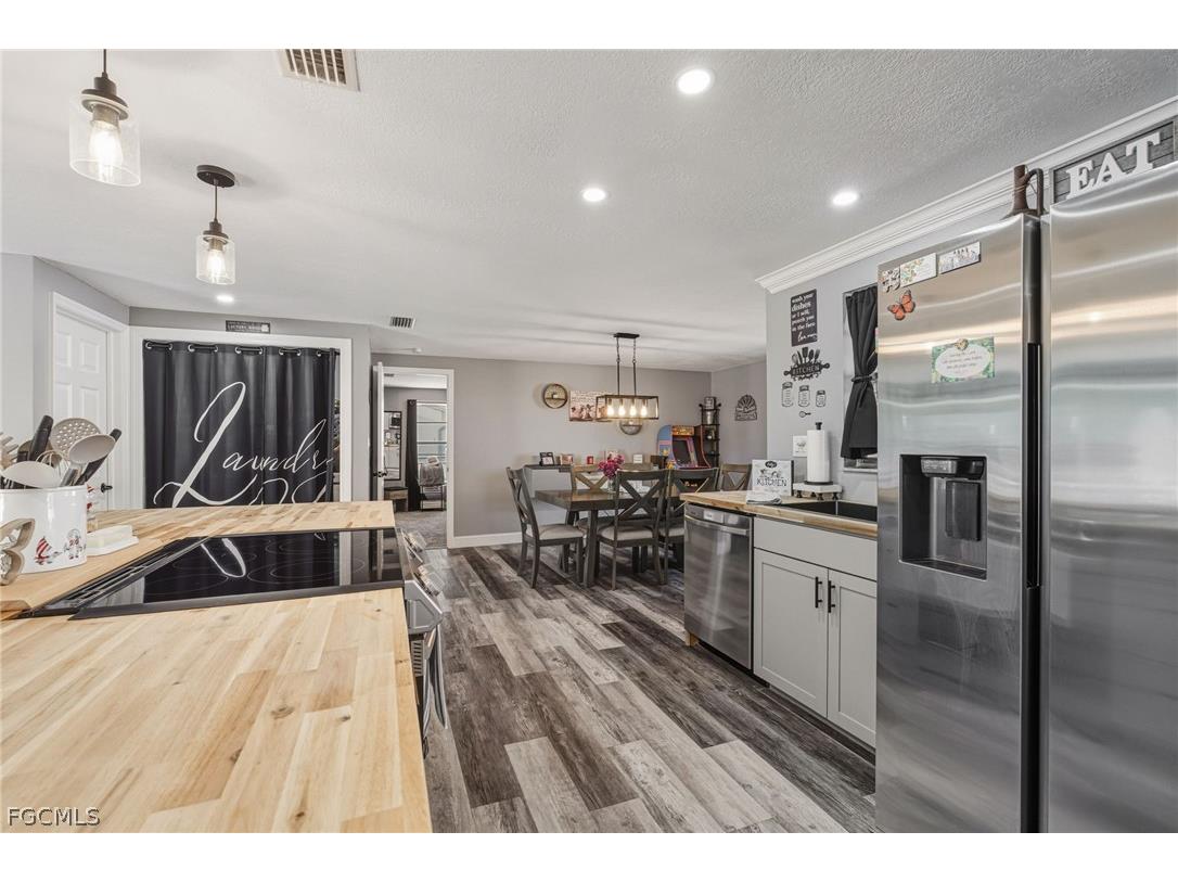 1401 Sheehan Boulevard Port Charlotte FL 33952 2026007585 image18