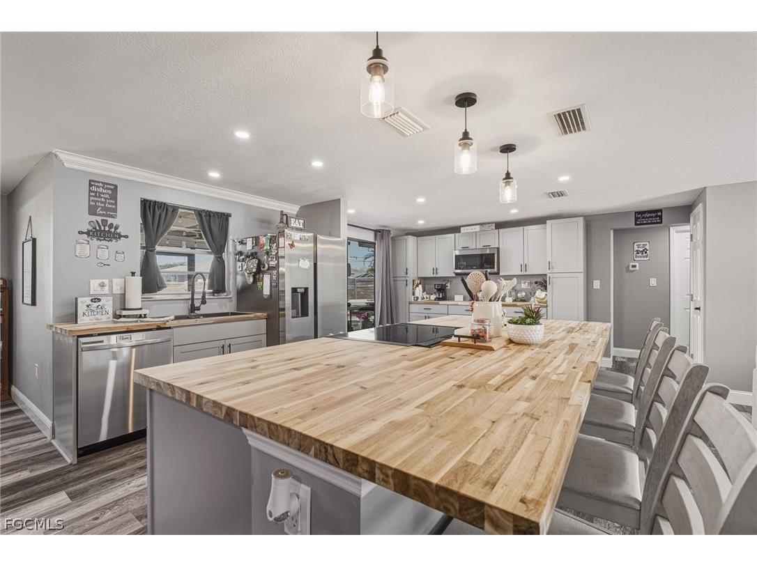 1401 Sheehan Boulevard Port Charlotte FL 33952 2026007585 image24