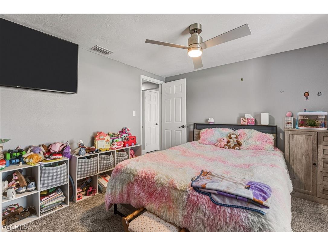 1401 Sheehan Boulevard Port Charlotte FL 33952 2026007585 image36