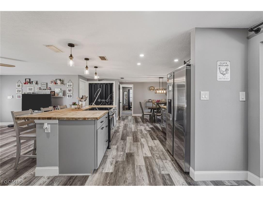 1401 Sheehan Boulevard Port Charlotte FL 33952 2026007585 image6