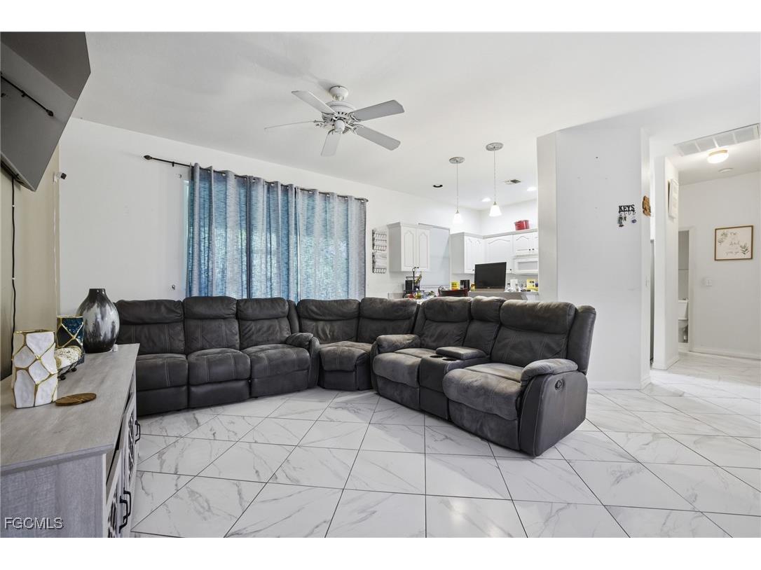 1401 Unice Avenue N Lehigh Acres FL 33971 2025001363 image6