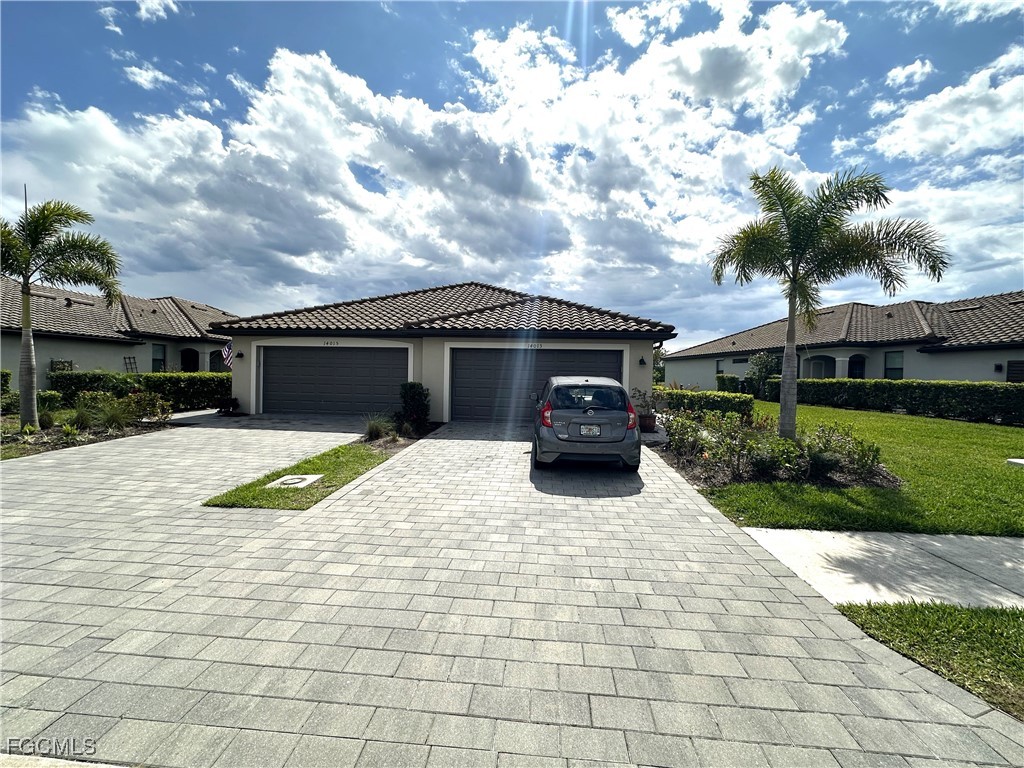 14013 Winding Cedar Way Fort Myers FL 33913 2025007524 image1