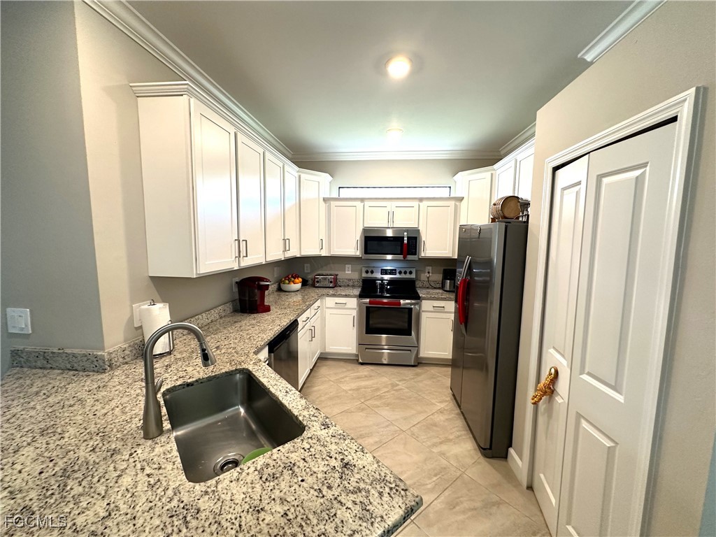 14013 Winding Cedar Way Fort Myers FL 33913 2025007524 image10