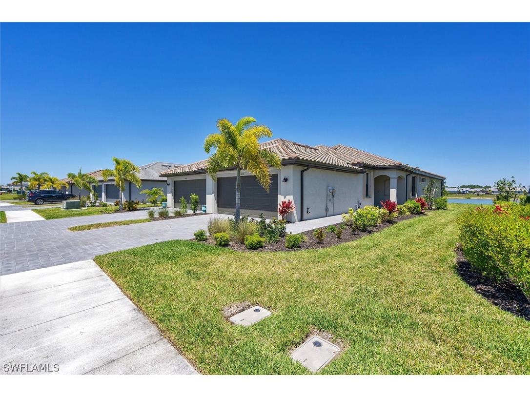 14016 Pine Lodge Lane Fort Myers FL 33913 224031988 image1