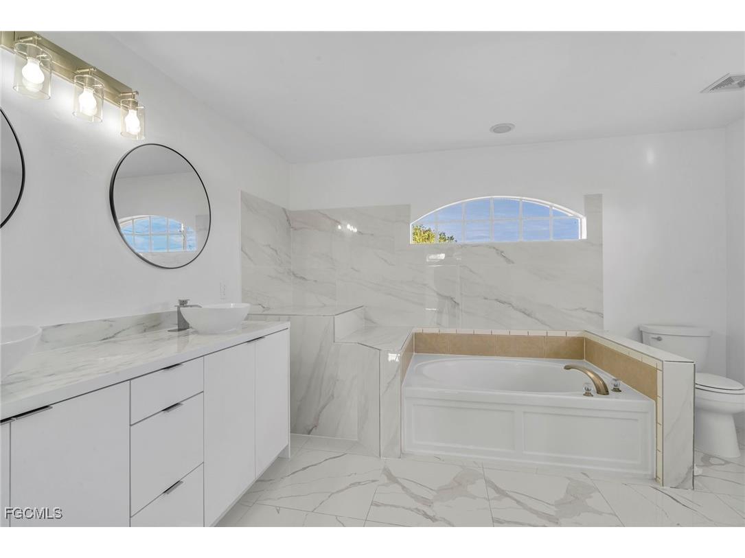 1402 Fred Avenue S Lehigh Acres FL 33976 2026005565 image10