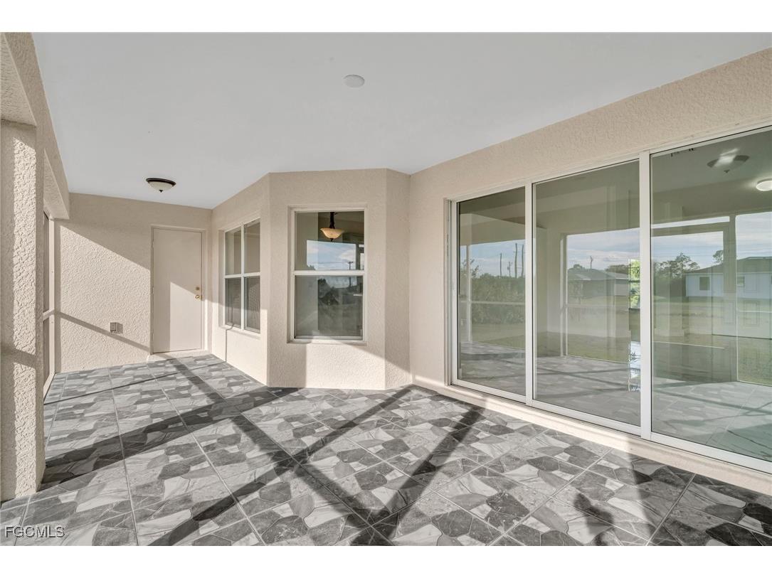 1402 Fred Avenue S Lehigh Acres FL 33976 2026005565 image6