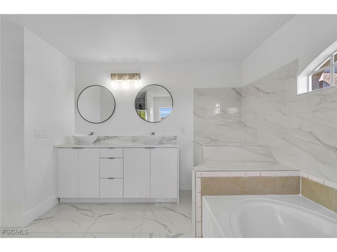 1402 Fred Avenue S Lehigh Acres FL 33976 2026005565 image8