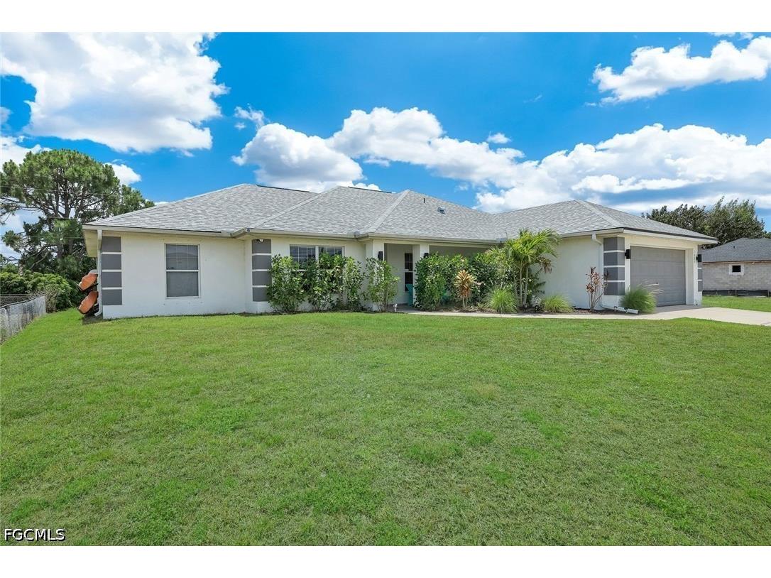 1402 NE 19th Terrace Cape Coral FL 33909 2026021479 image2
