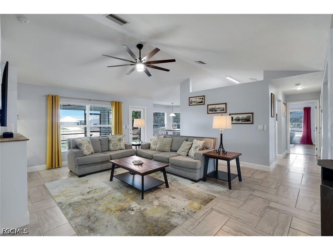 1402 NE 19th Terrace Cape Coral FL 33909 2026021479 image5