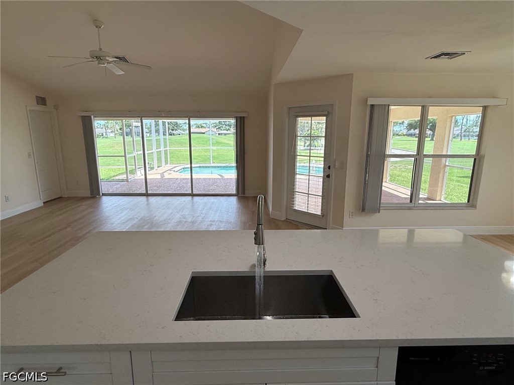 1402 SW 16th Terrace Cape Coral FL 33991 2026026018 image11