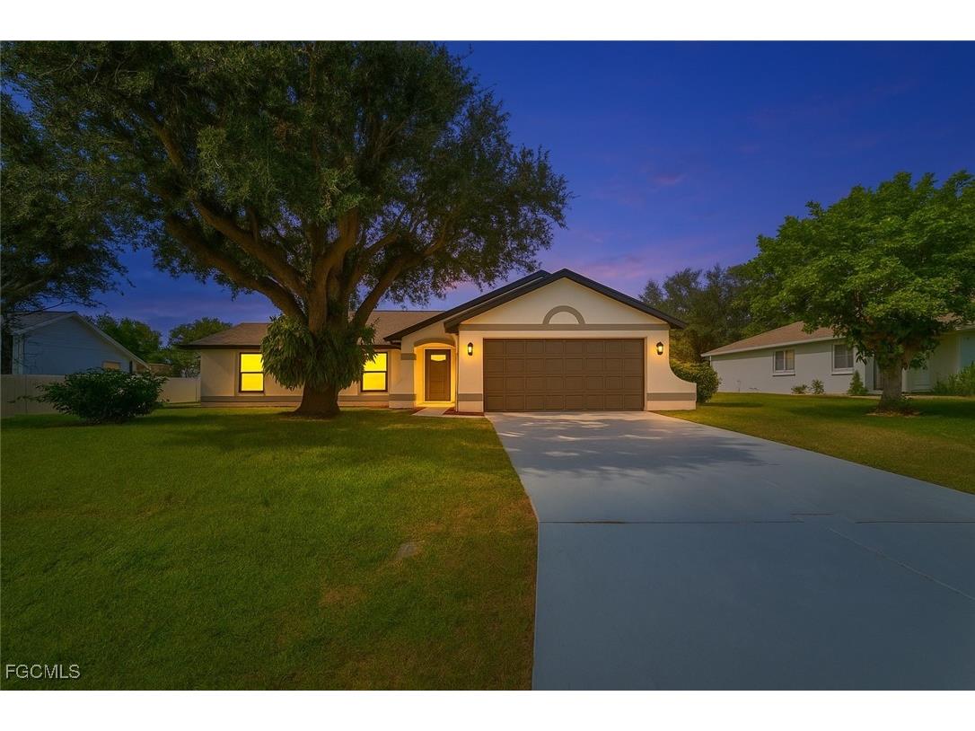 1402 SW 1st Avenue Cape Coral FL 33991 2025017058 image1