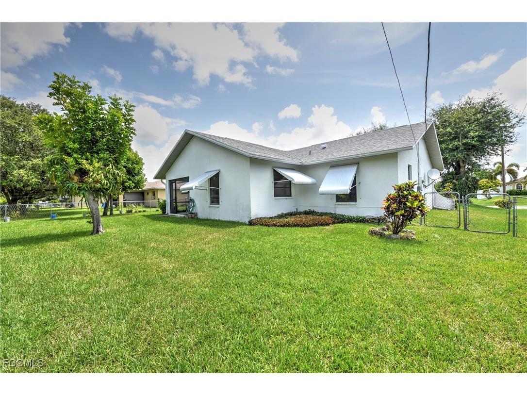 1402 SW 1st Avenue Cape Coral FL 33991 2025017058 image26
