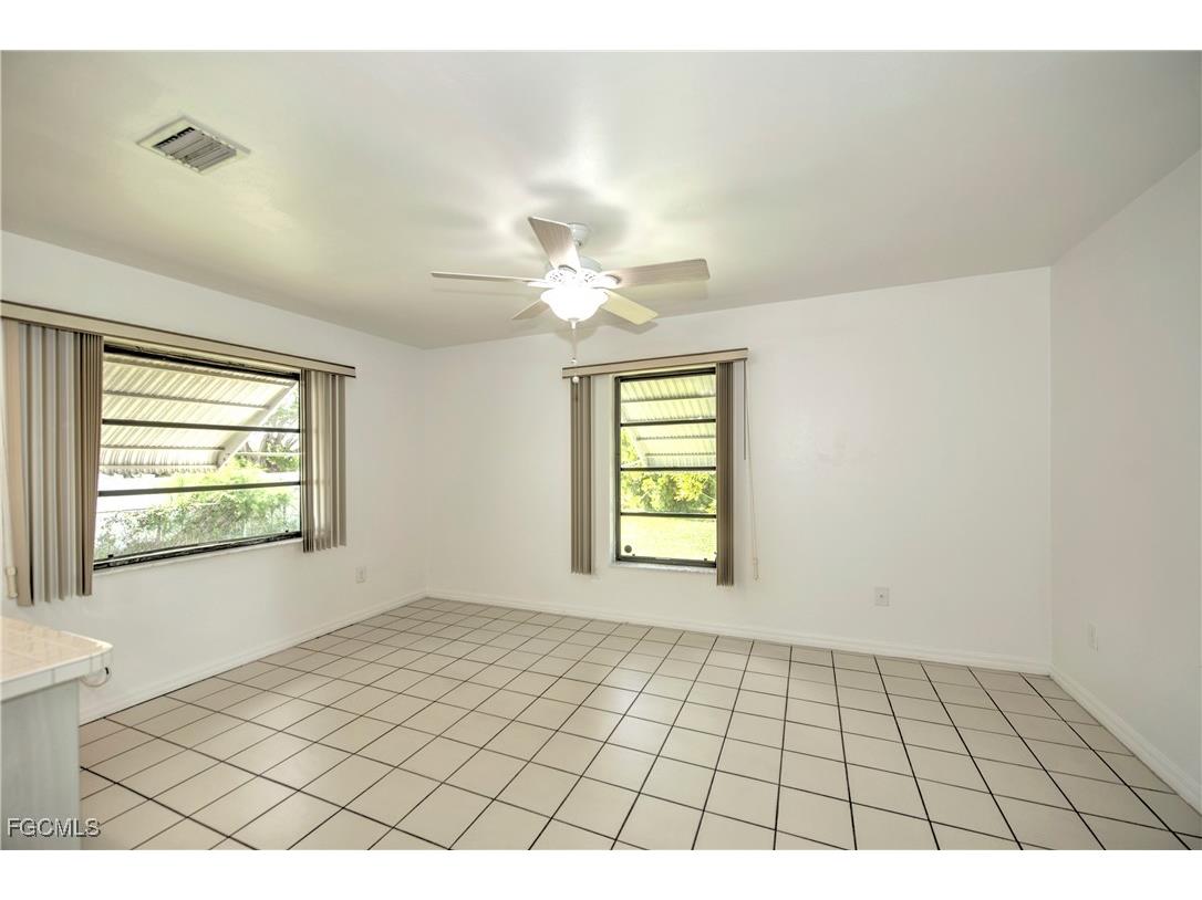 1402 SW 1st Avenue Cape Coral FL 33991 2025017058 image7