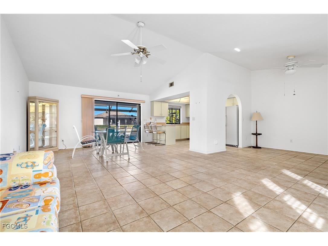 1402 SW 4th Avenue Cape Coral FL 33991 2025001118 image16