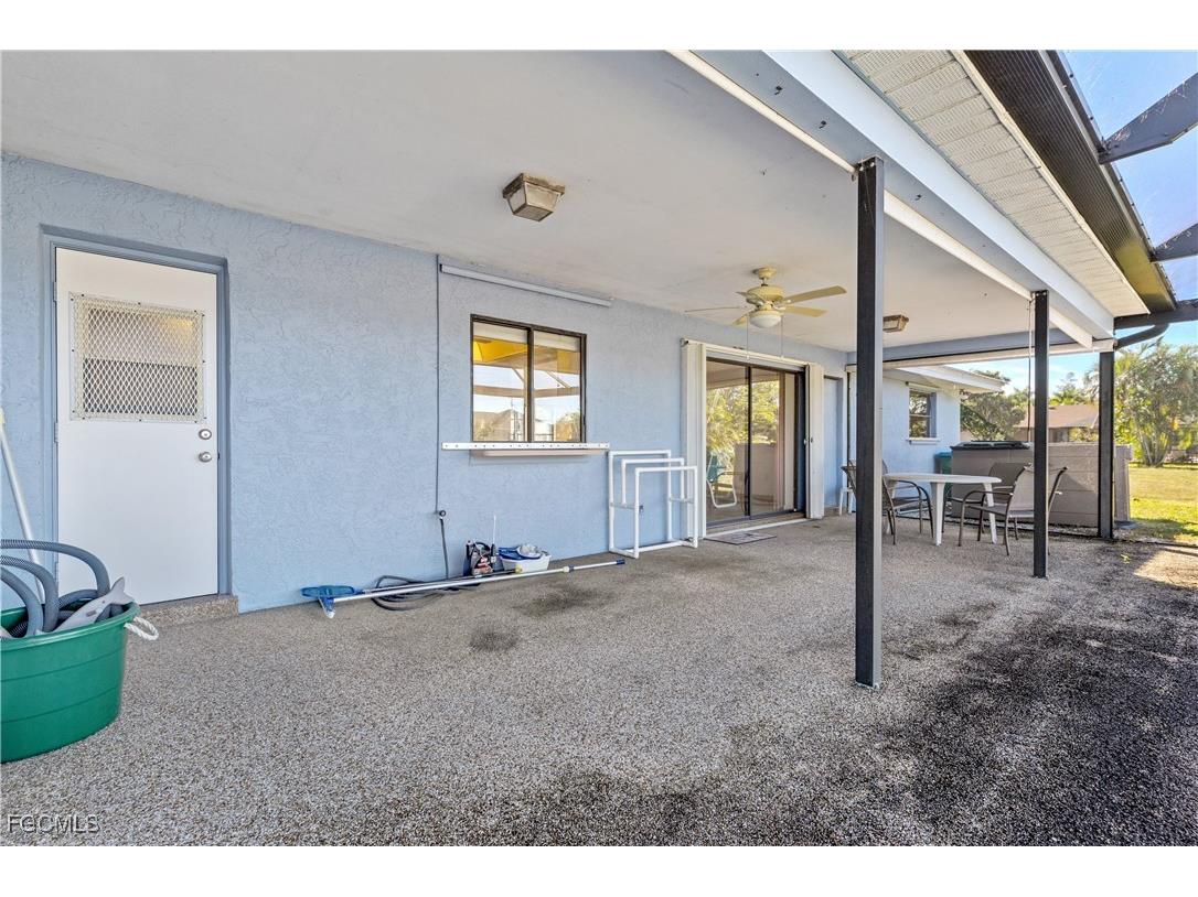 1402 SW 4th Avenue Cape Coral FL 33991 2025001118 image29