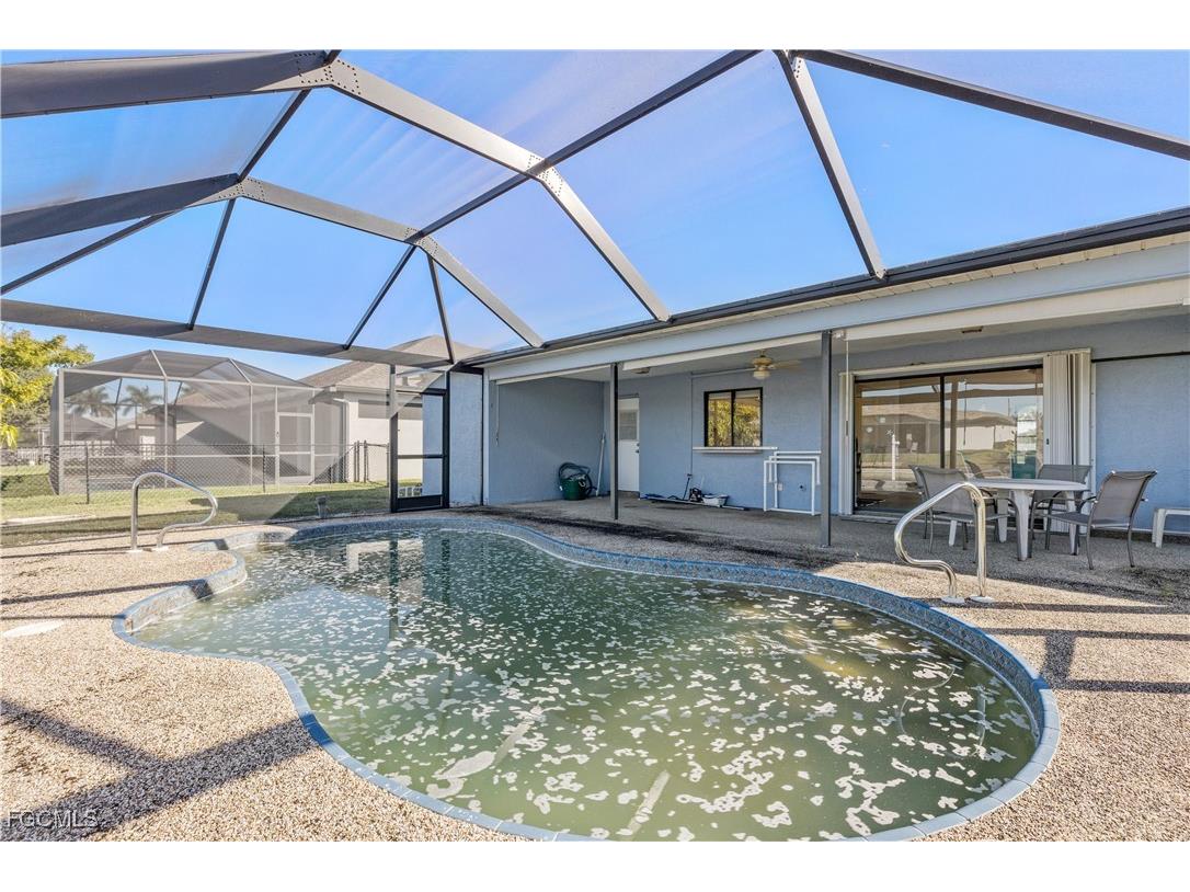 1402 SW 4th Avenue Cape Coral FL 33991 2025001118 image30
