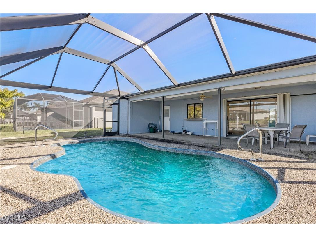 1402 SW 4th Avenue Cape Coral FL 33991 2025001118 image31