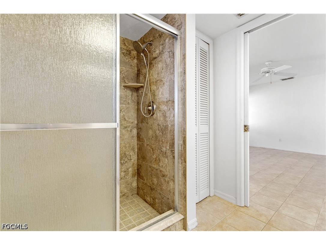 1402 SW 4th Avenue Cape Coral FL 33991 2026015619 image12