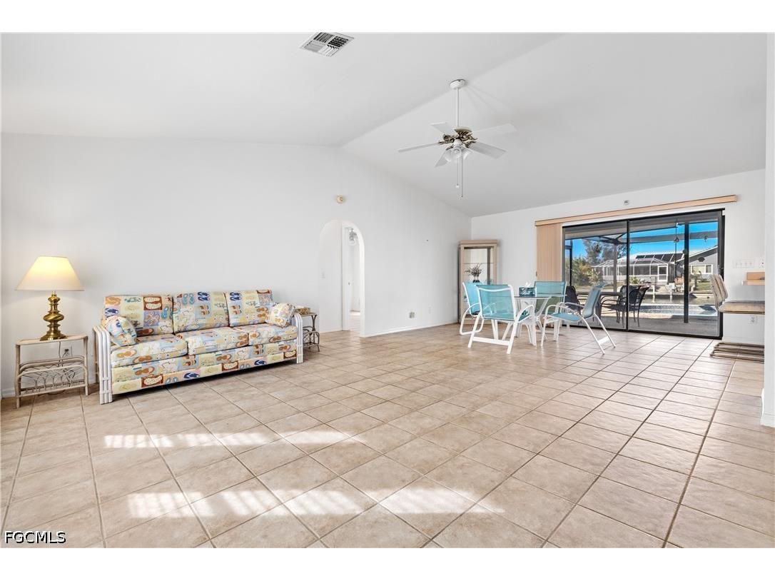 1402 SW 4th Avenue Cape Coral FL 33991 2026015619 image16