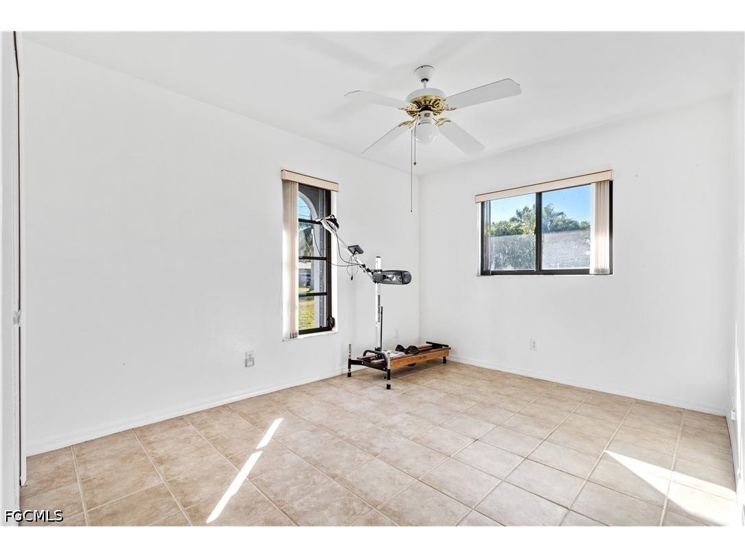 1402 SW 4th Avenue Cape Coral FL 33991 2026015619 image21