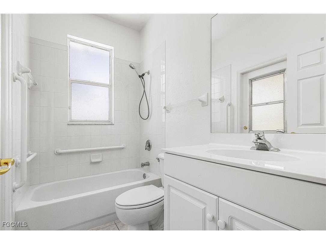 14021 Image Lake Court Fort Myers FL 33907 2025021693 image32