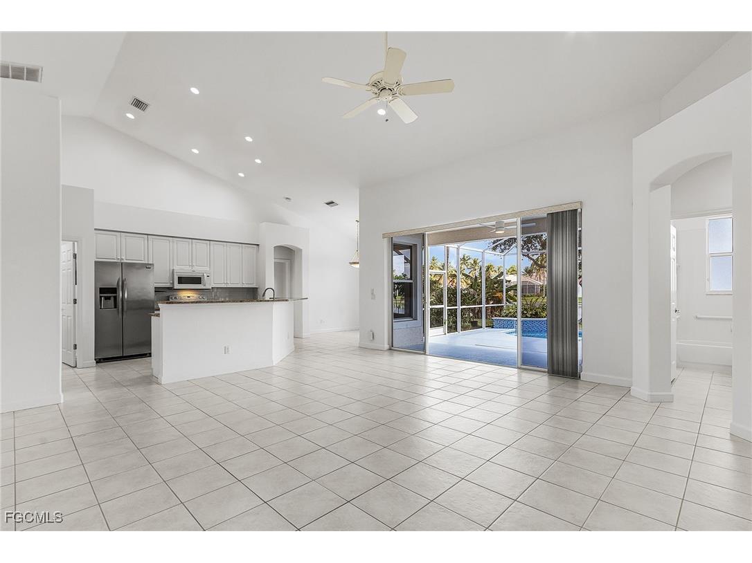 14021 Image Lake Court Fort Myers FL 33907 2025021693 image5