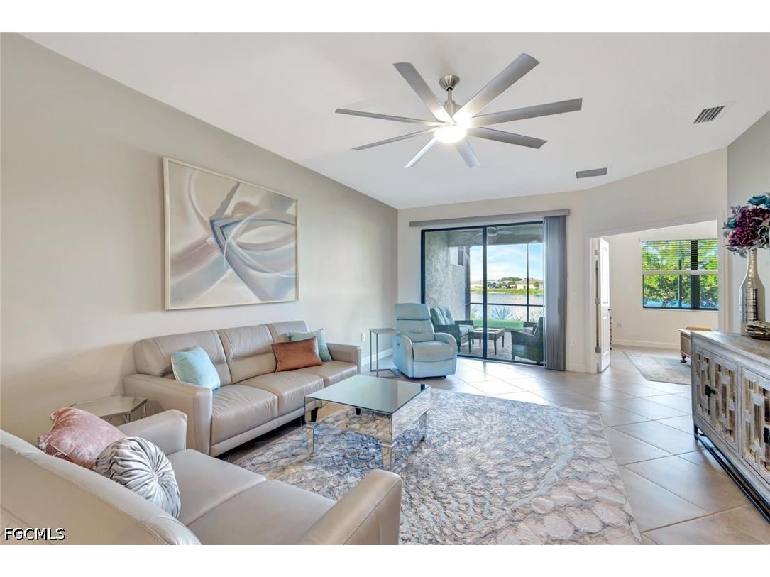 14022 Pine Lodge Lane Fort Myers FL 33913 2026018784 image3