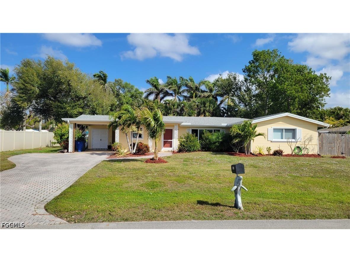 1403 Davis Drive Fort Myers FL 33919 2026017999 image2