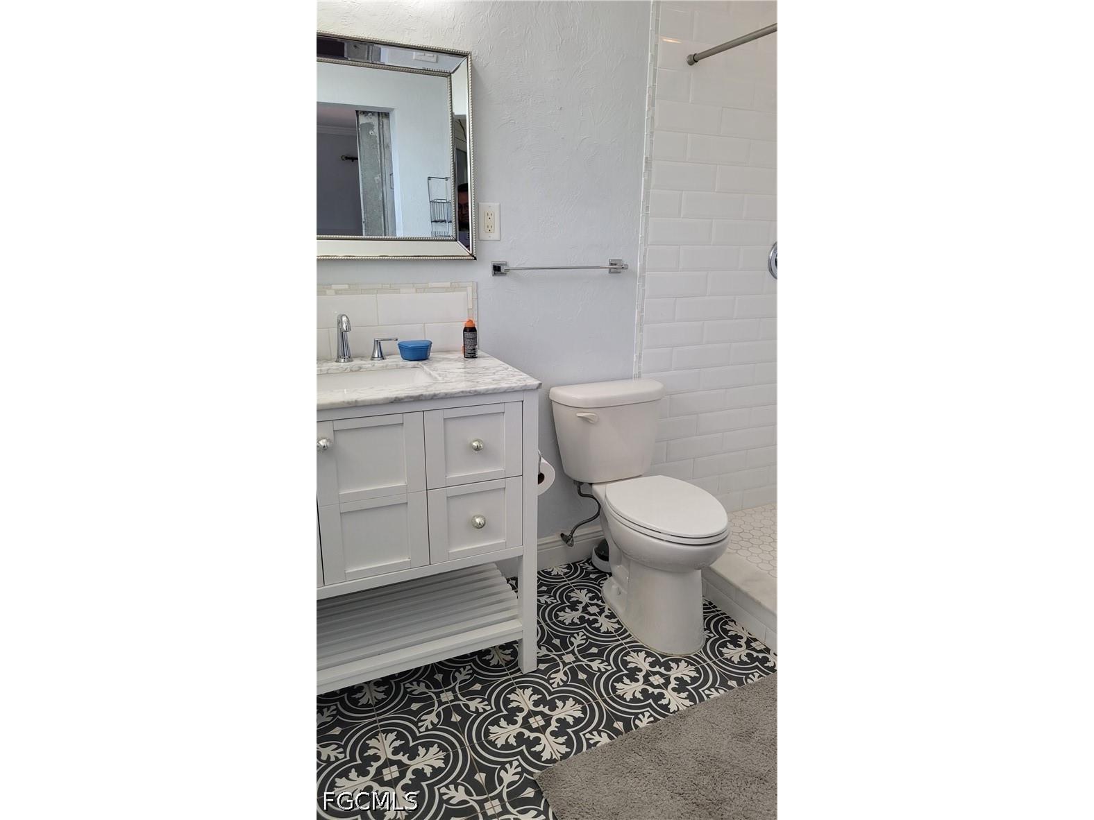 1403 Davis Drive Fort Myers FL 33919 2026017999 image20