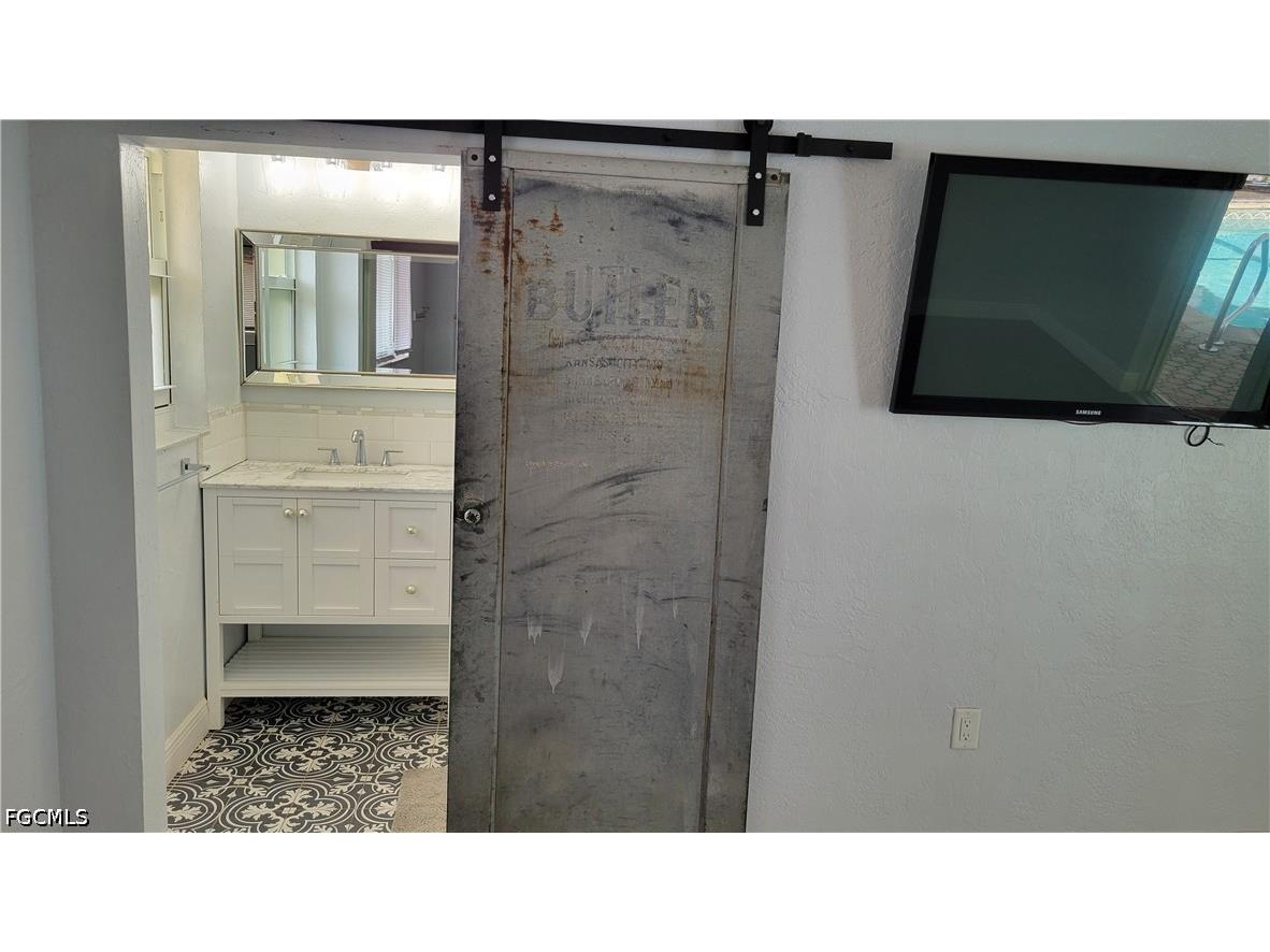 1403 Davis Drive Fort Myers FL 33919 2026017999 image24