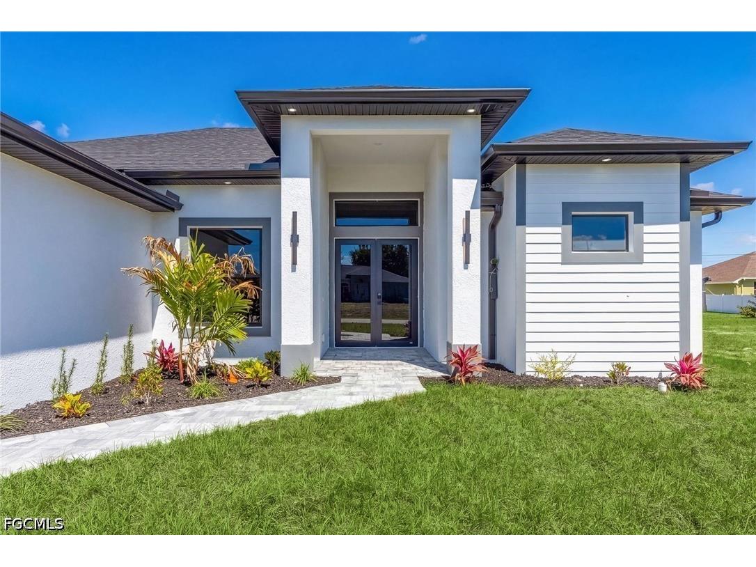 1403 NE 18th Terrace Cape Coral FL 33909 2026014684 image1