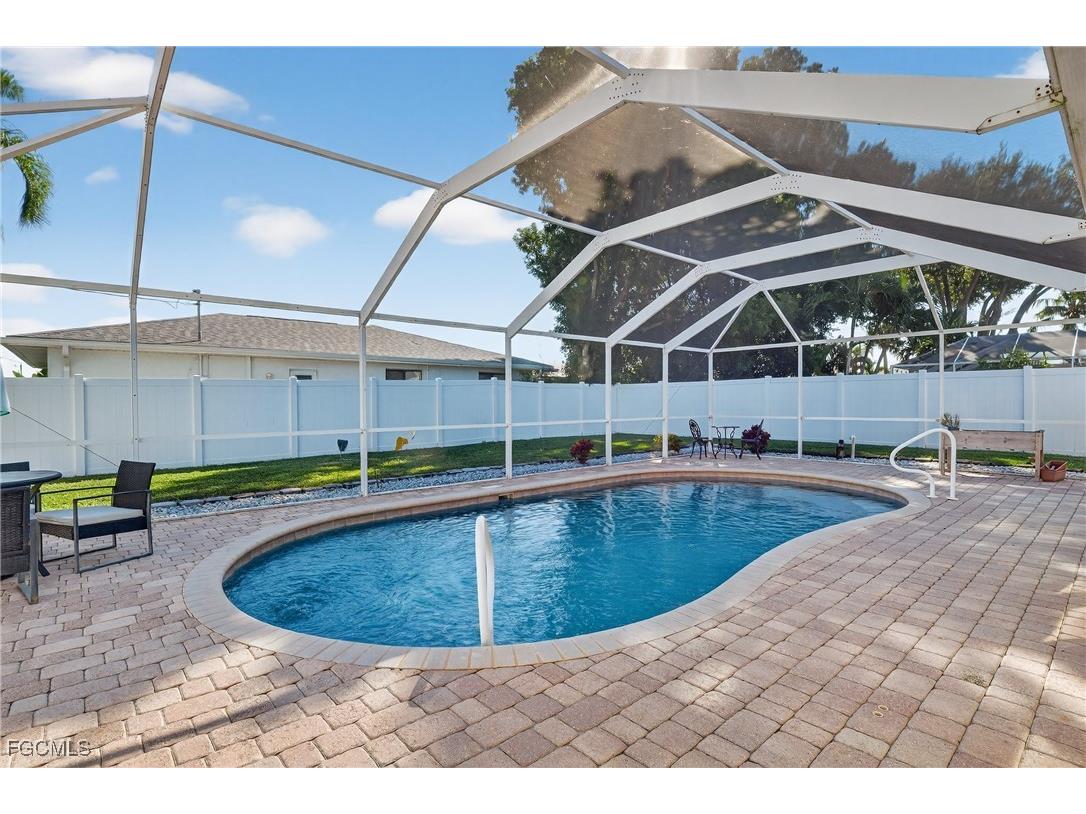 1403 SE 21st Avenue Cape Coral FL 33990 2025020282 image1