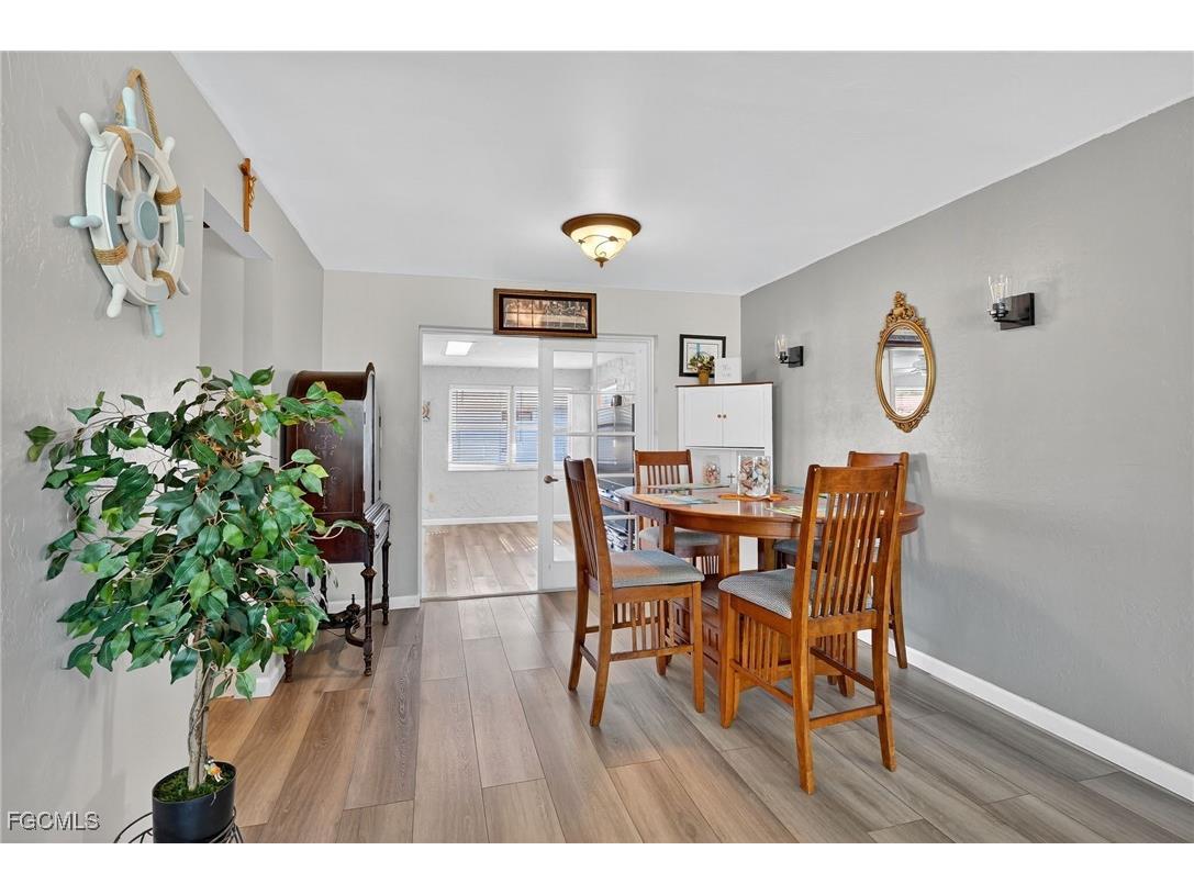 1403 SE 21st Avenue Cape Coral FL 33990 2025020282 image10