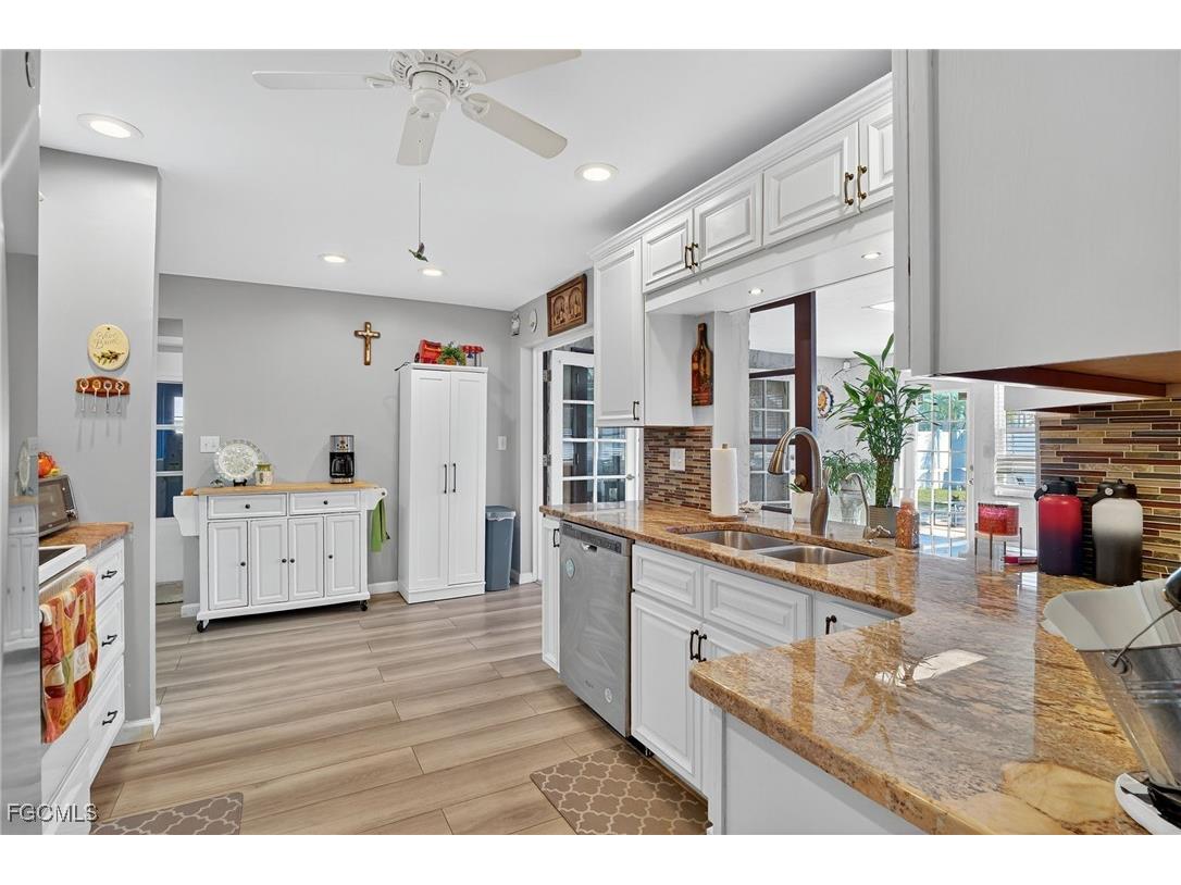 1403 SE 21st Avenue Cape Coral FL 33990 2025020282 image12