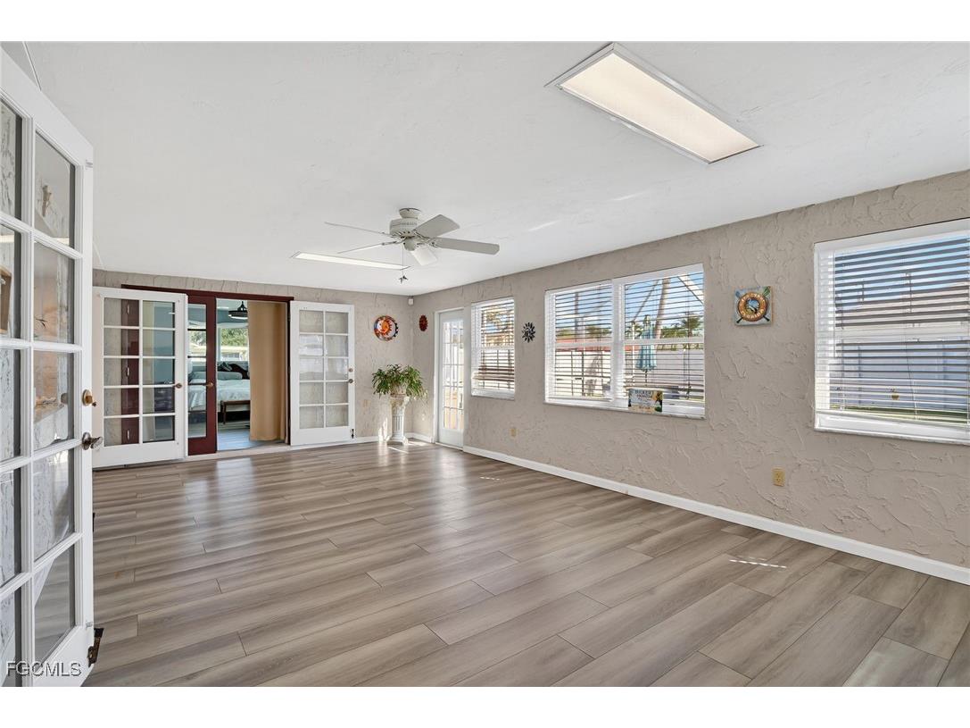 1403 SE 21st Avenue Cape Coral FL 33990 2025020282 image18