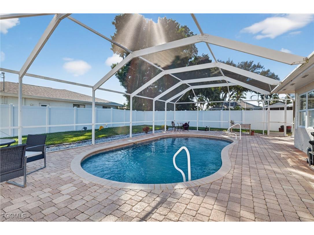 1403 SE 21st Avenue Cape Coral FL 33990 2025020282 image2