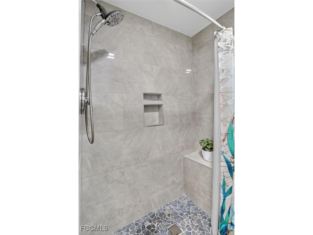 1403 SE 21st Avenue Cape Coral FL 33990 2025020282 image30