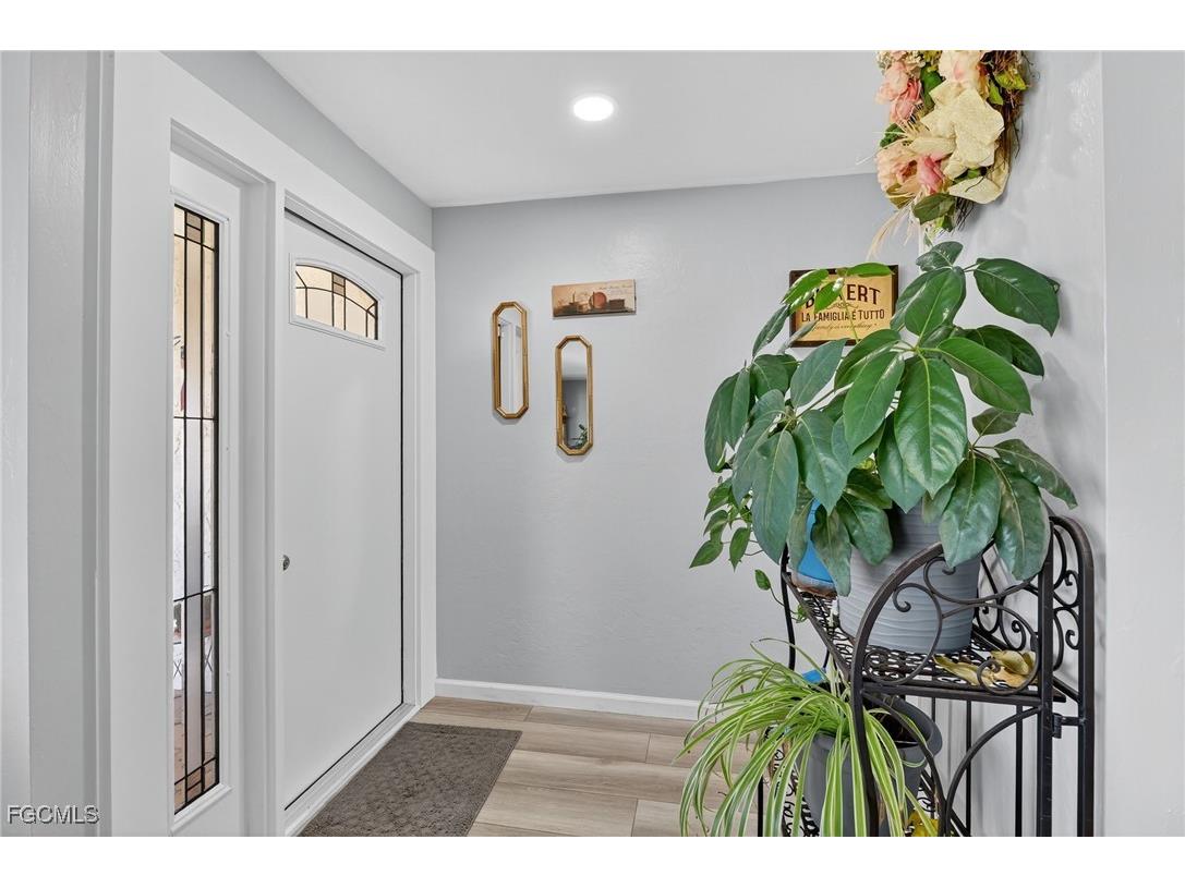 1403 SE 21st Avenue Cape Coral FL 33990 2025020282 image4