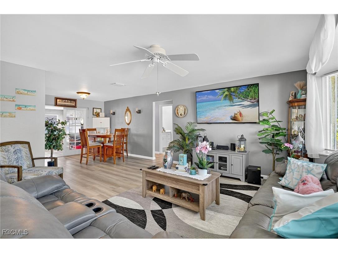 1403 SE 21st Avenue Cape Coral FL 33990 2025020282 image7