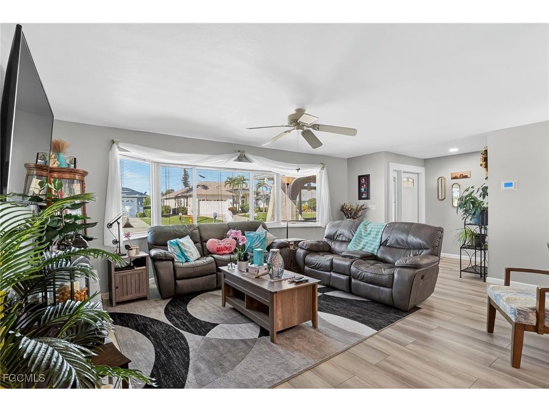 1403 SE 21st Avenue Cape Coral FL 33990 2025020282 image8