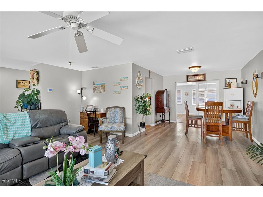 1403 SE 21st Avenue Cape Coral FL 33990 2025020282 image9